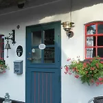 Nabolos Rooms, Near Munkebo, Kerteminde And Nyborg Bed and breakfast Bovense