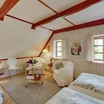 Nabolos Rooms, Near Munkebo, Kerteminde And Nyborg Bed and breakfast