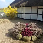 Nabolos Rooms, Near Munkebo, Kerteminde And Nyborg Bed and breakfast Bovense