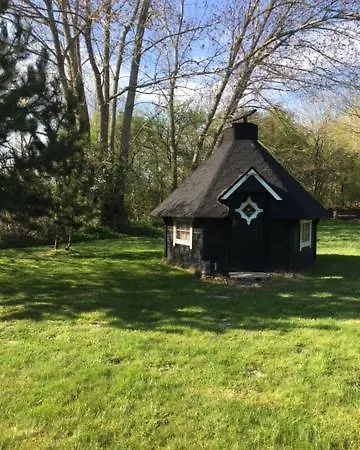 Nabolos Bed & Breakfast