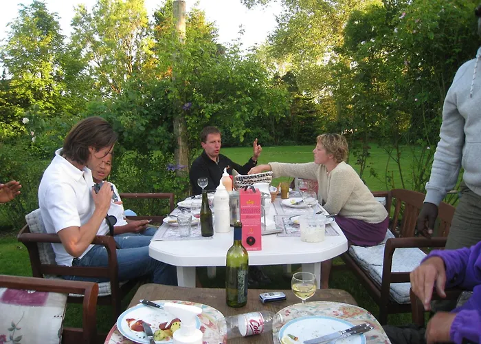 Nabolos Rooms, Near Munkebo, Kerteminde And Nyborg Couette-café *